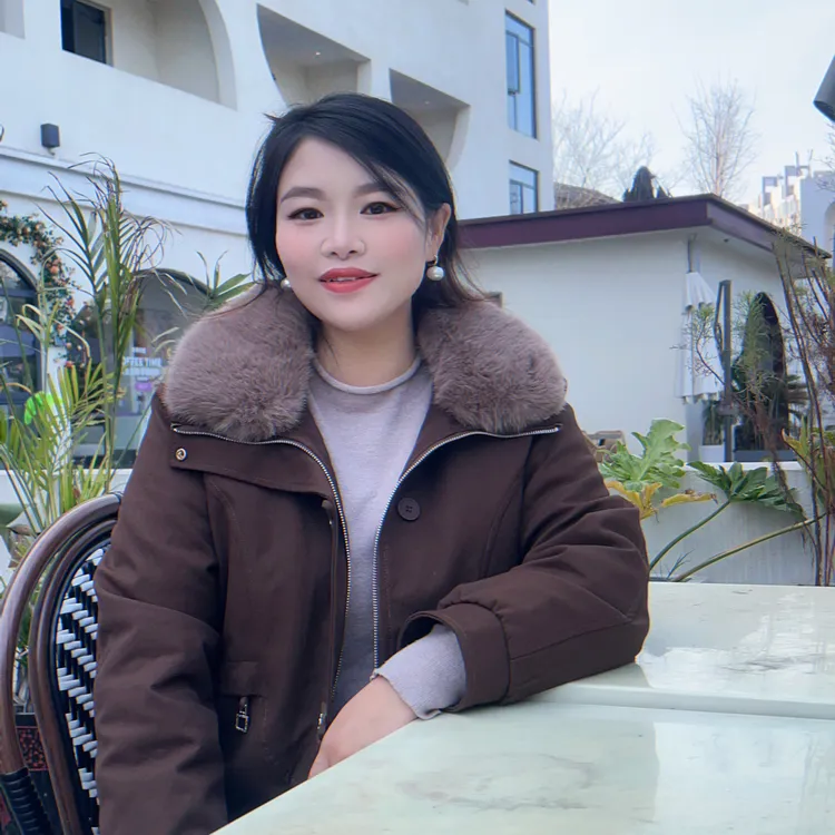 【气质丹】2025冬季防风保暖加绒加厚短款风衣外套（毛领可拆卸）