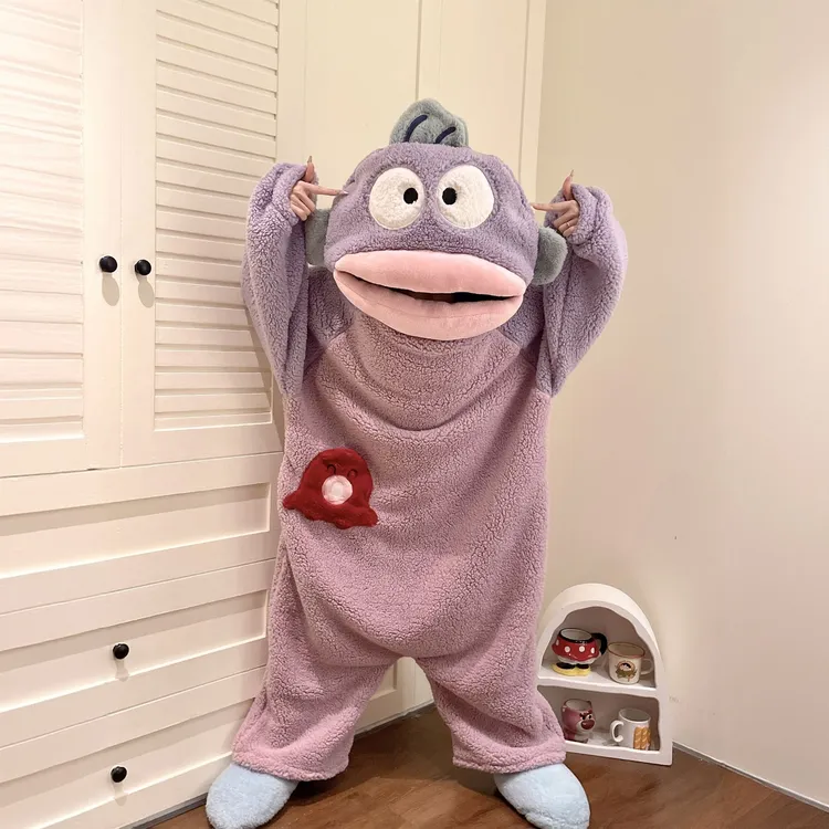 紫色丑鱼连体睡衣女秋冬季珊瑚绒加厚保暖搞怪睡袍网红爆款可外穿