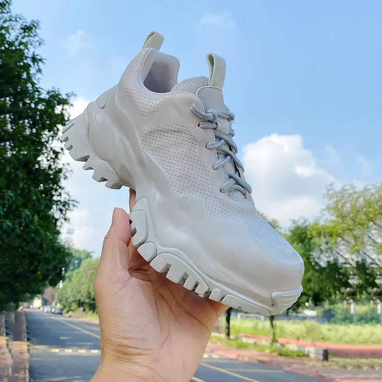 马皮老爹鞋女2025新款舒适百搭复古水洗运动增高休闲鞋厚底情侣鞋