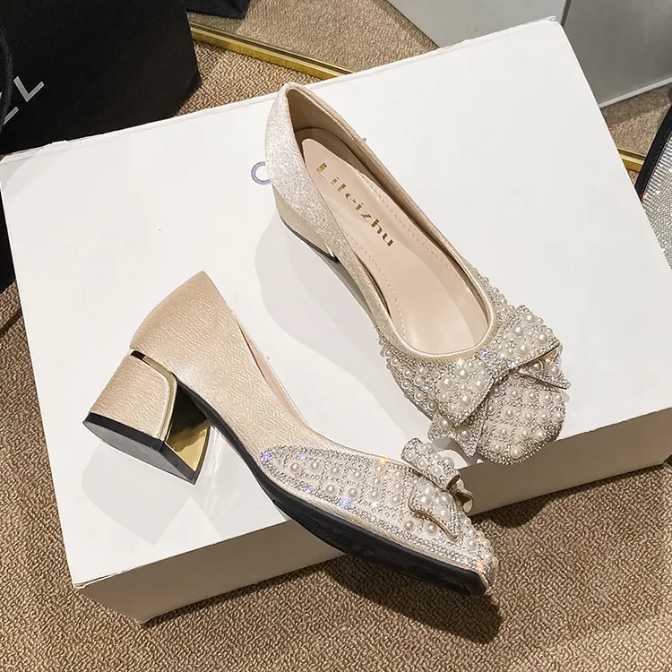 仙女风水粗中跟2025年春秋季新款不累脚方头单鞋秋冬秀禾百搭