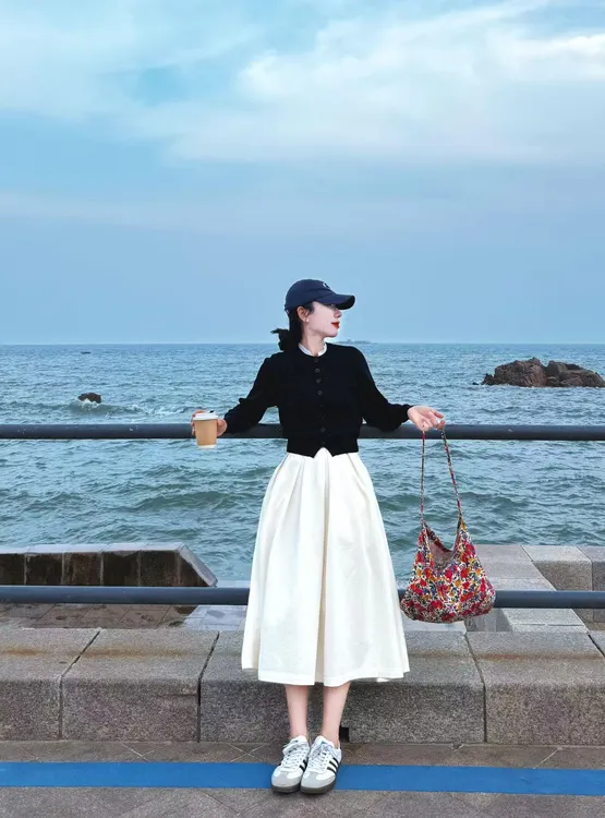 秋季时尚新款韩系慵懒风入秋一整套轻奢女装显瘦上衣休闲百搭裙子