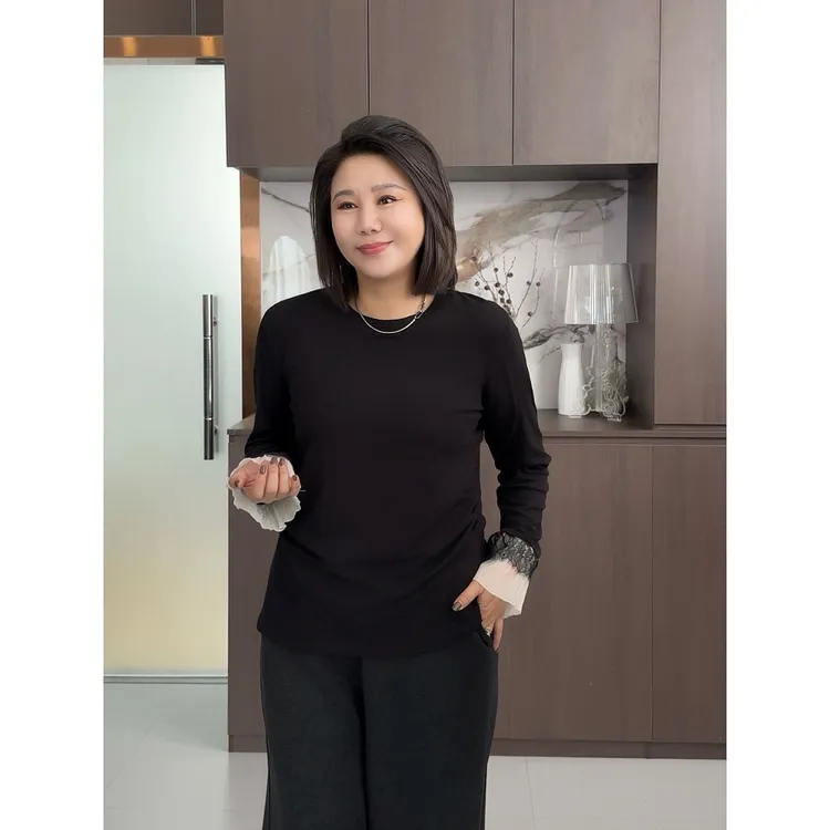 微胖女装【巴黎橱窗】宫廷风袖口花边打底衫T恤秋季新款上衣20826