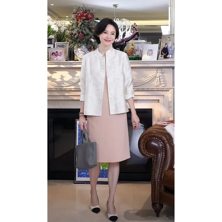 我是摩羯 彩排同款 32MM丝毛印花斜纹立领绵羊毛桑蚕丝新中式外套