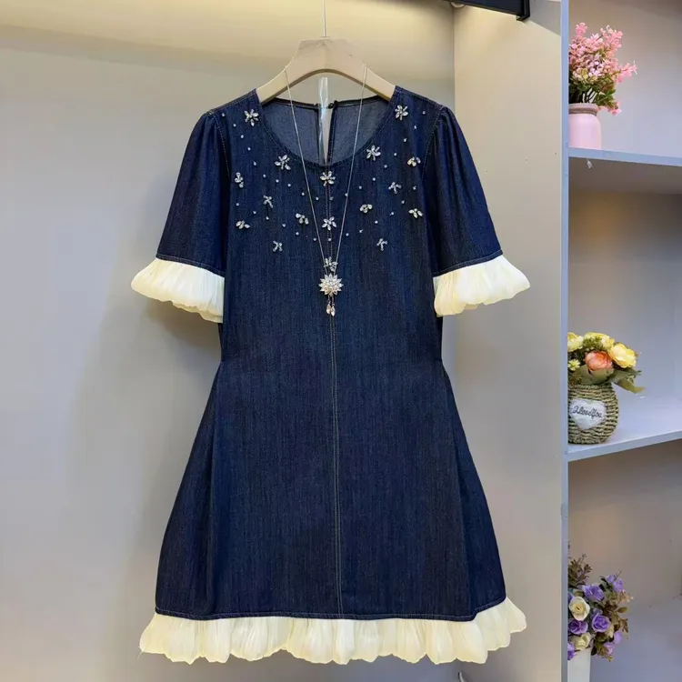 欧货2025夏新款重工钉钻拼欧根纱下摆洋气高级感显瘦牛仔连衣裙