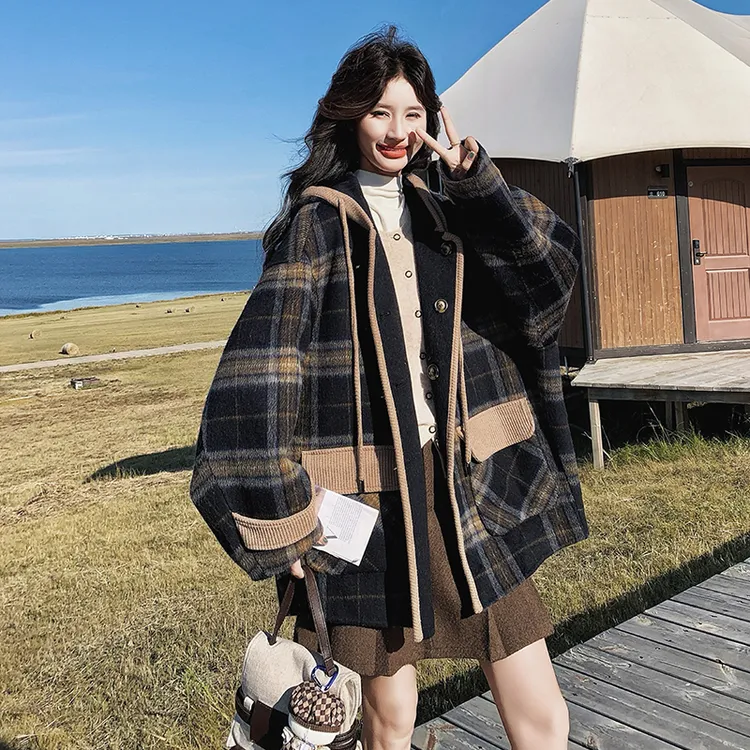韩系复古格纹连帽毛呢外套女短款显瘦减龄大衣中长款宽松格子韩版
