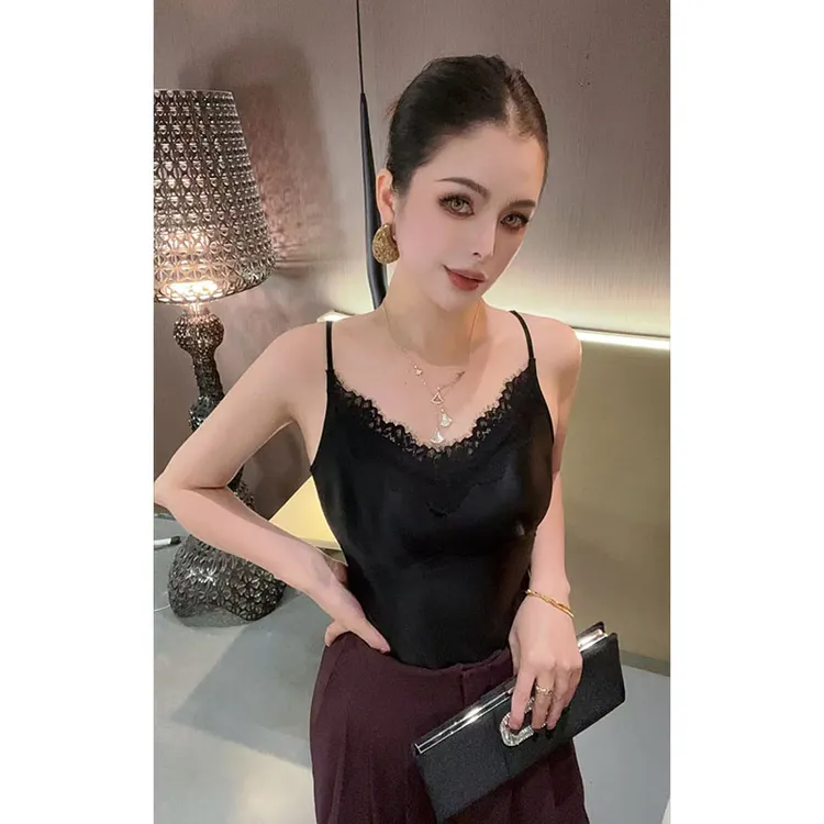 V领蕾丝拼接吊带背心BX31155