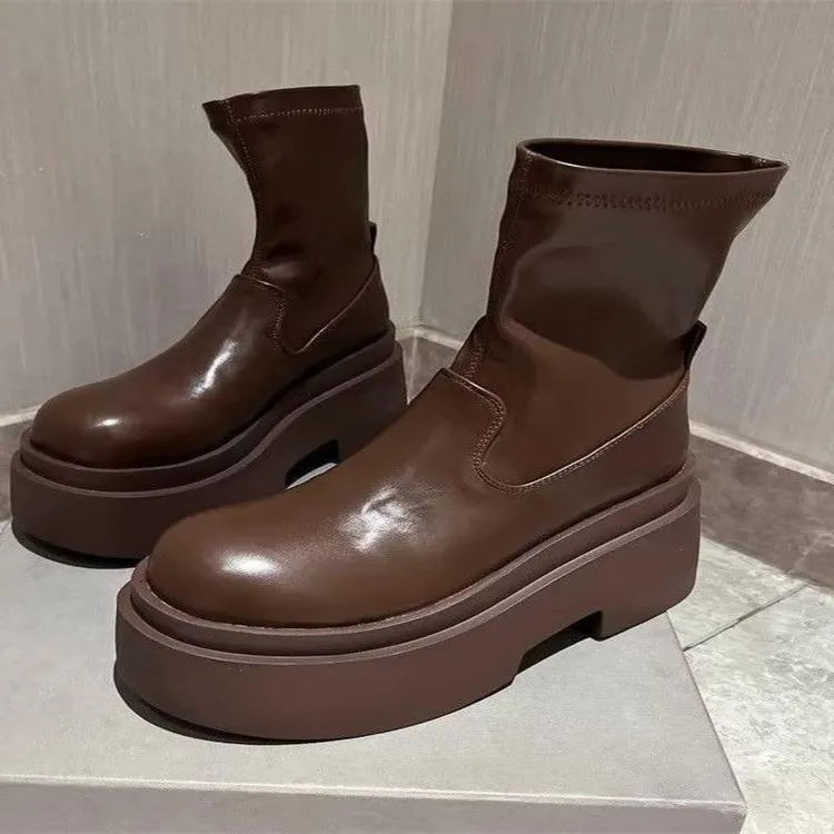 D新款秋冬洋气厚底马丁靴韩版短靴女时尚百搭小个子显瘦时装靴