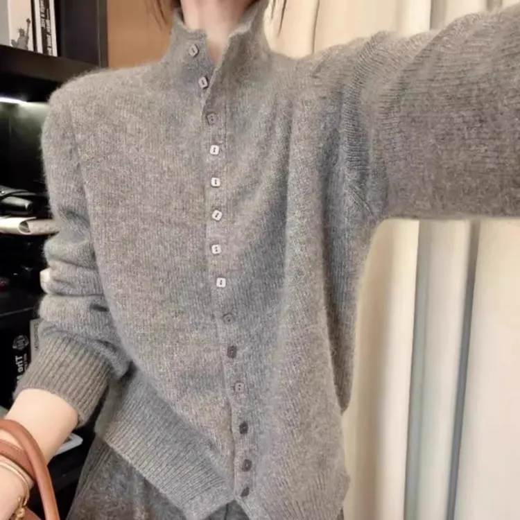 毛衣女高领单排扣2025冬季新款欧货洋气针织衫山羊绒开衫外套