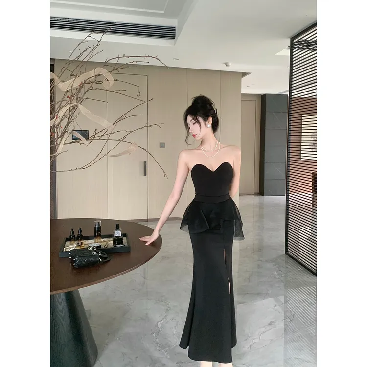 高级感小黑裙法式气质宴会礼服修身包臀一字肩抹胸开叉连衣20C24C