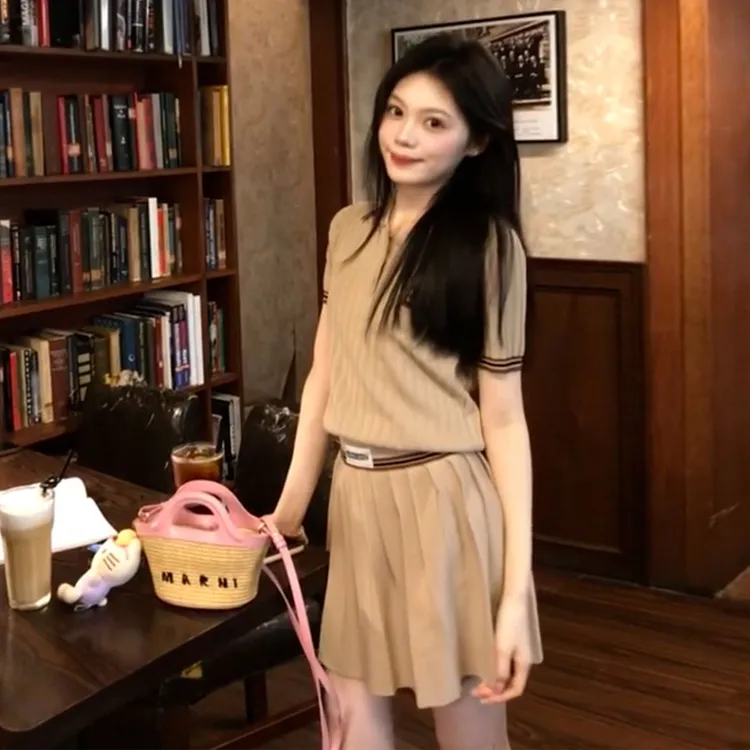 【现货+运补】韩系复古风针织短袖连衣裙子夏季辣妹百褶裙两件套