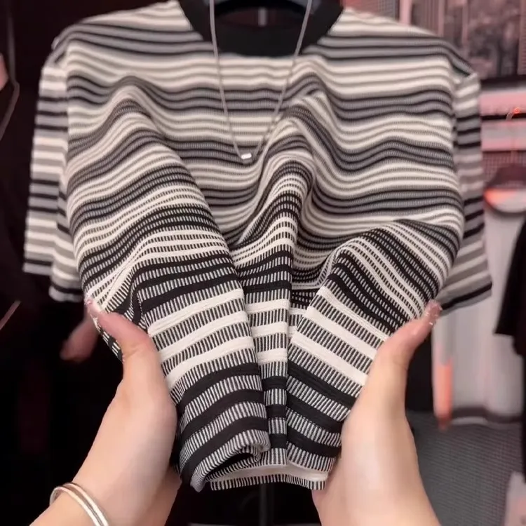 夏季撞色条纹短袖男士T恤圆领轻奢百搭半袖男潮流时尚宽松休闲t恤