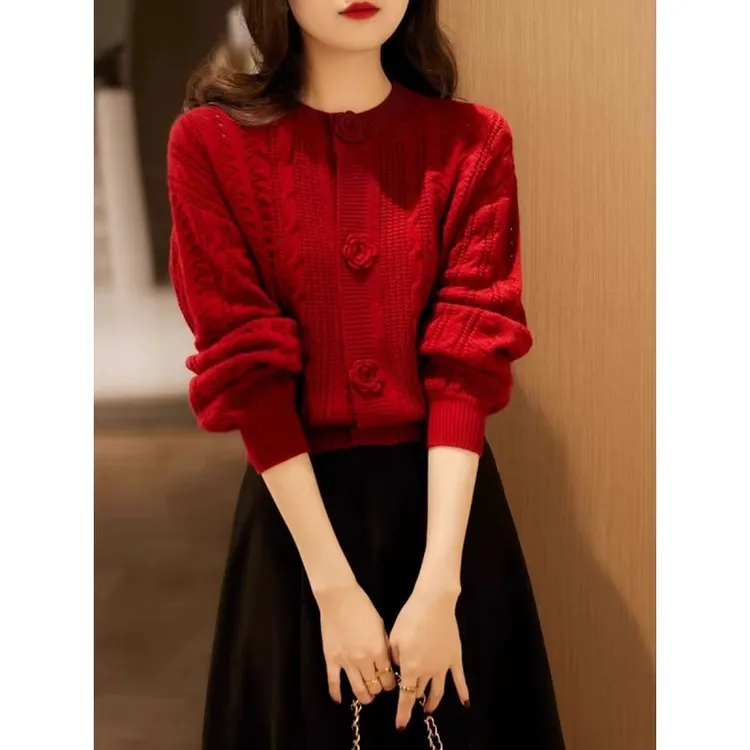 本命年红色复古针织开衫女秋冬新款宽松气质软糯麻花长款针织外套