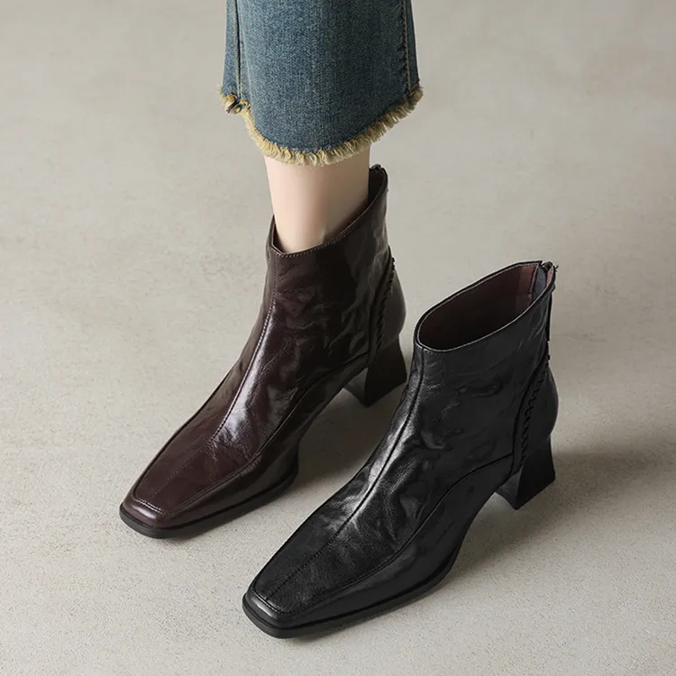 2025年秋冬季新款后拉链时装靴子粗跟百搭时尚气质复古棕色短靴女