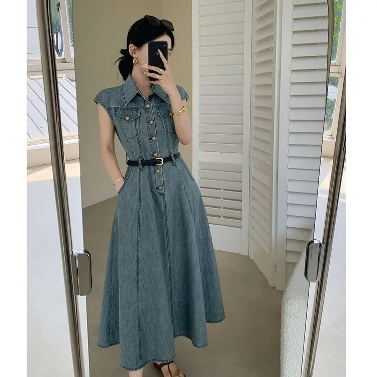 蓝色牛仔连衣裙女2025夏新款法式复古收腰显瘦小飞袖长裙女