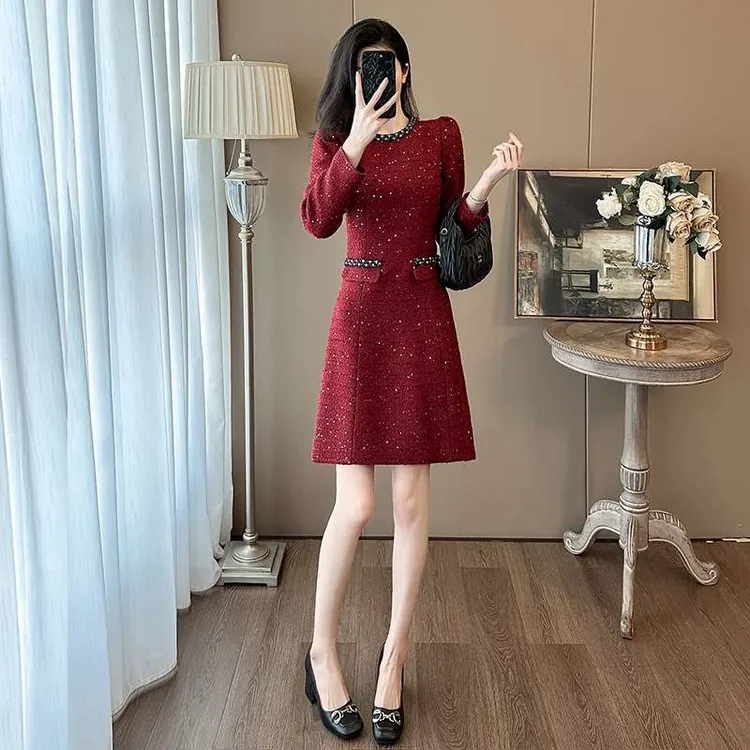 秋季御姐轻熟风新年红色裙子女设计气质减龄富家千金小香风连衣裙