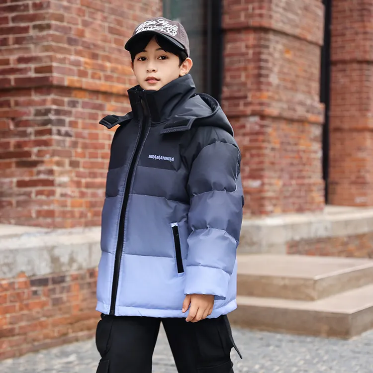 男童儿童羽绒服短款2025新款渐变加厚小男孩冬季