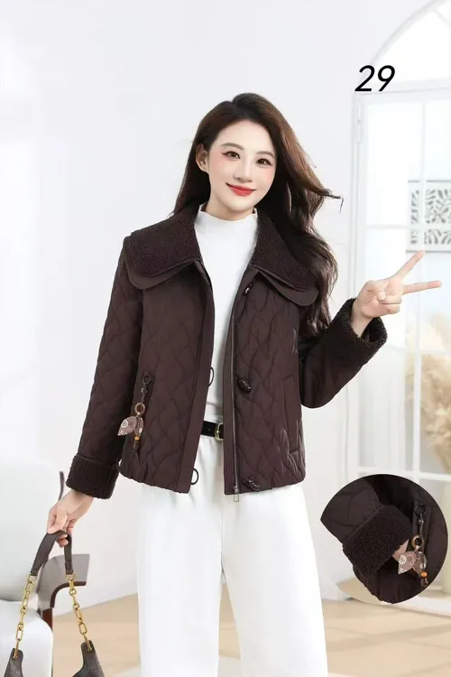 厚款时尚洋气双层领女装外套短款休闲百搭宽松舒适常规款