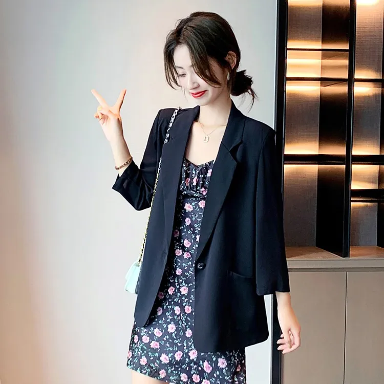 雪纺小西装外套女2025新款夏季薄款休闲黑色高级感西服上衣防晒衣