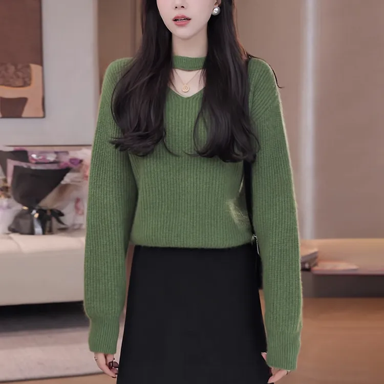 v领绿色套头毛衣女2025秋季高级感宽松显瘦V领挂脖打底针织衫上衣
