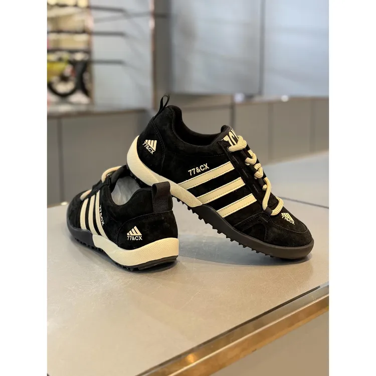 ICCLEK男鞋2025年秋冬季新款时尚低帮休闲鞋反毛皮耐磨款阿甘鞋男