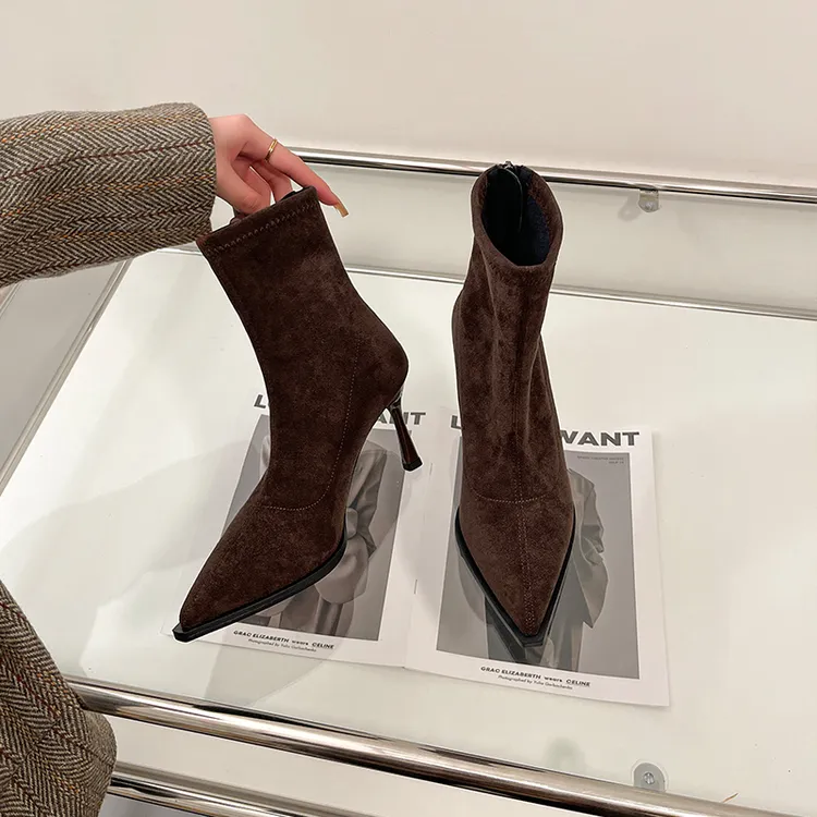 2025年秋冬季新款法式高跟尖头绒面弹力瘦瘦靴时尚百搭细跟裸靴女