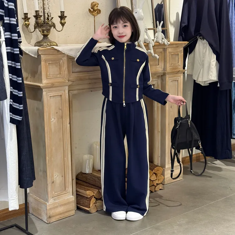 女童韩版4粒扣子双织带套装春秋2025钉扣设计外套中大童运动两件