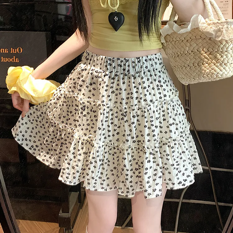 黑色碎花短裙女夏季2025新款高腰A字蓬蓬蛋糕显瘦波点半身裙