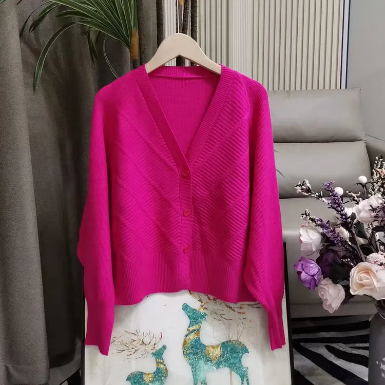 6933针织开衫短款女秋冬V领针织衫毛针织衫网红时尚休闲百搭红色