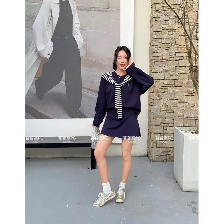 显瘦休闲套装女早秋穿搭胖妹妹减龄遮肉卫衣半身裙套装