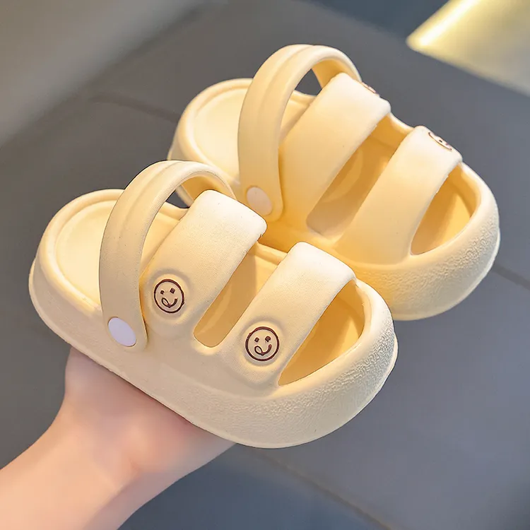 夏季儿童凉拖鞋踩屎感防滑男女童透气沙滩软底中小童小孩两穿凉鞋