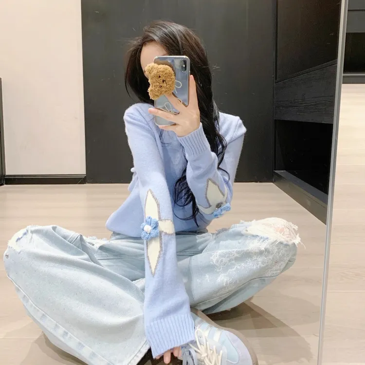 秋装新款慵懒风宽松花朵套头毛衣时尚减龄显瘦提花针织衫打底上衣