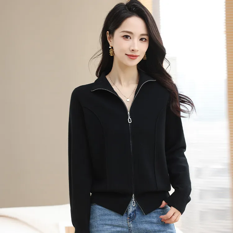 2025新款针织开衫妈妈羊毛拉链衫中老年女装秋装宽松大码毛衣外套