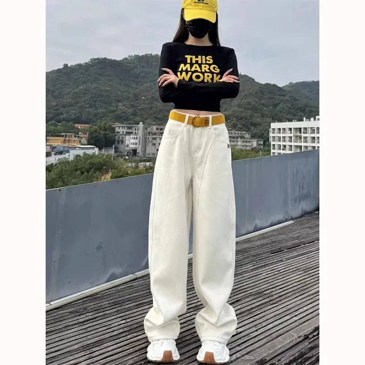 2025年早秋新款米白色美式弯刀牛仔裤女高腰宽松遮跨胖妹妹阔腿裤