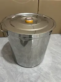 大容量  不锈钢 汤桶 颜色规格随机