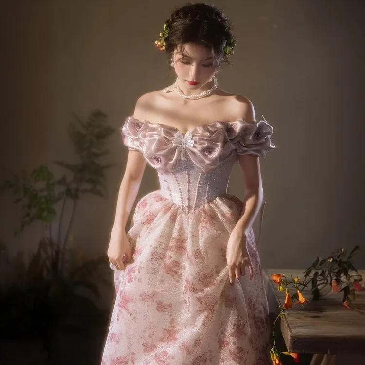 法式复古敬酒服2025新款订婚礼服高级感轻奢小众一字肩宴会连衣裙