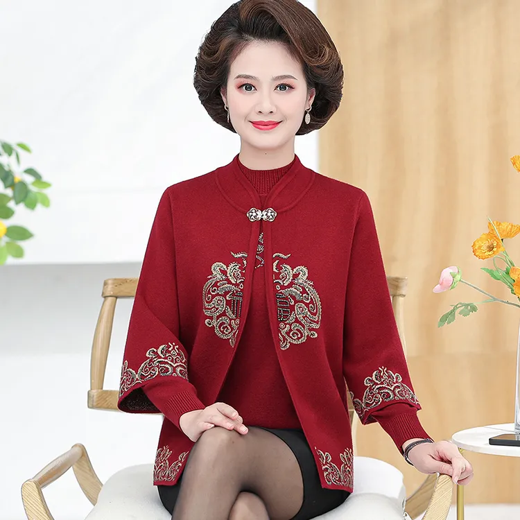 中老年人秋冬女妈妈新款两件套装奶奶新年中式红色毛衣针织衫外套