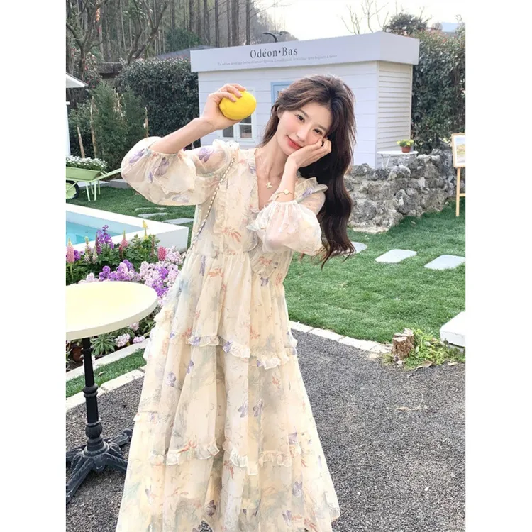 新款法式温柔风碎花清新连衣裙夏2025爆款独特漂亮超仙气过膝女群