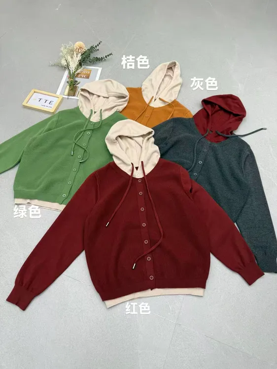 【TTE严选】2025秋装拼色帽子假两件针织上衣（0927-10）