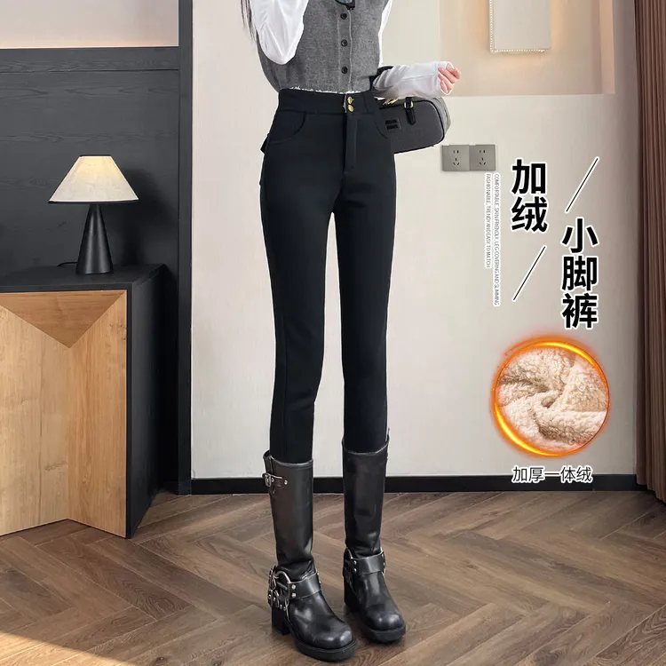 黑色加绒加厚打底裤女冬季外穿2025新款高腰显瘦羊羔绒小脚棉裤子