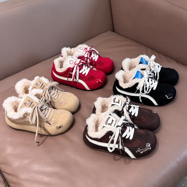 35-43码秋冬加绒休闲泡芙鞋显脚小百搭德训鞋软底板鞋41大码女鞋