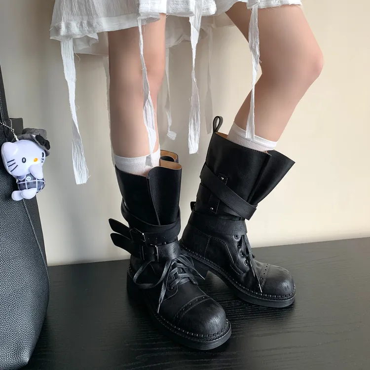 【美靴专家】【毒液升级版】+【细节控】水洗饮奶牛皮绑带做旧机车靴