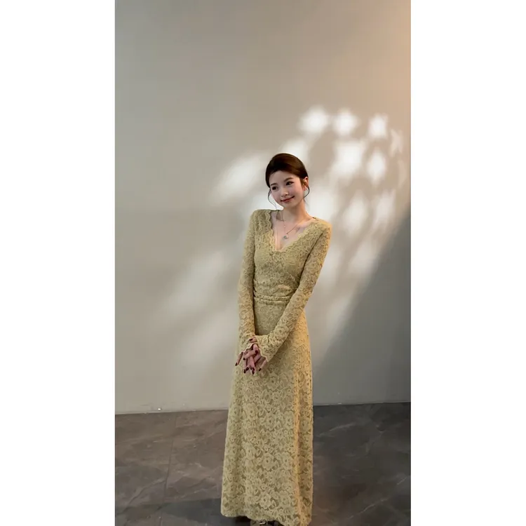 【颂宋】 V领暗花时尚辣妹长裙法式收腰连衣裙宴会百搭裙子DT1855