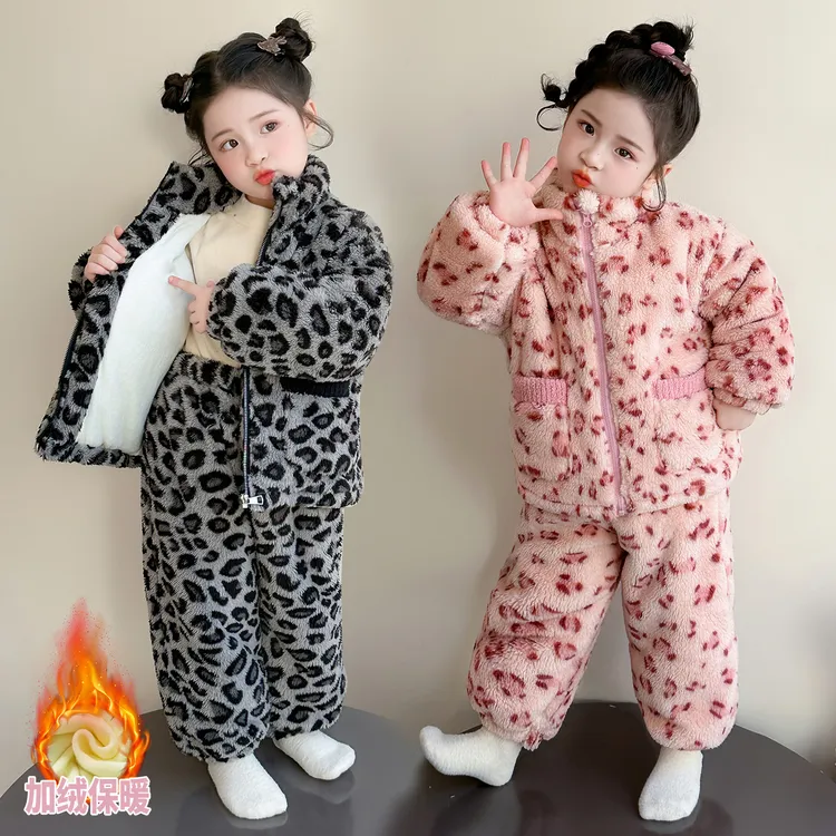 新款女童睡衣冬季可外穿儿童三层夹棉加绒加厚珊瑚绒豹纹拉链套装