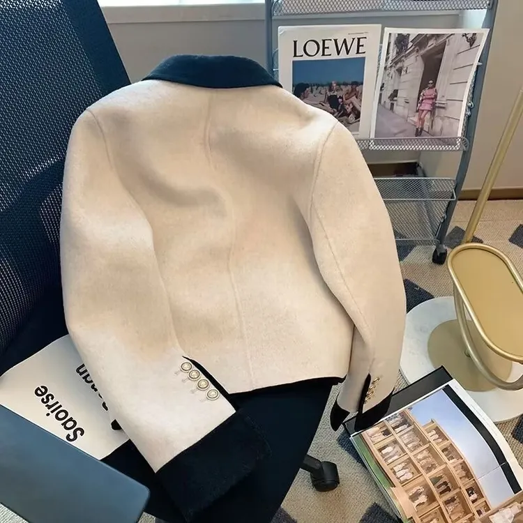 洋气上衣高级感女毛呢翻领春秋小香风新款名媛短外套2024时尚气质