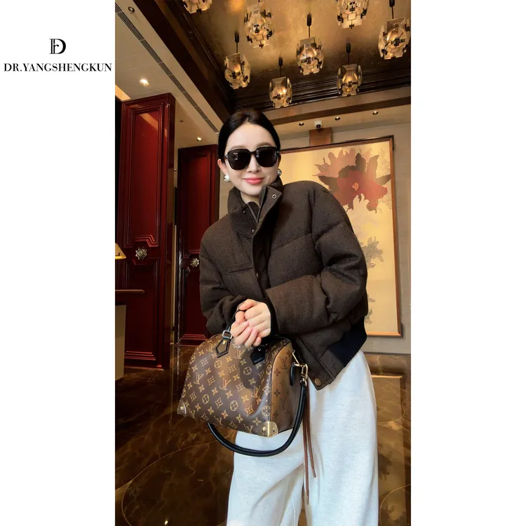 杨圣坤2025冬季新品定制羊毛面料90鹅绒立领羽绒服外套EY25101306