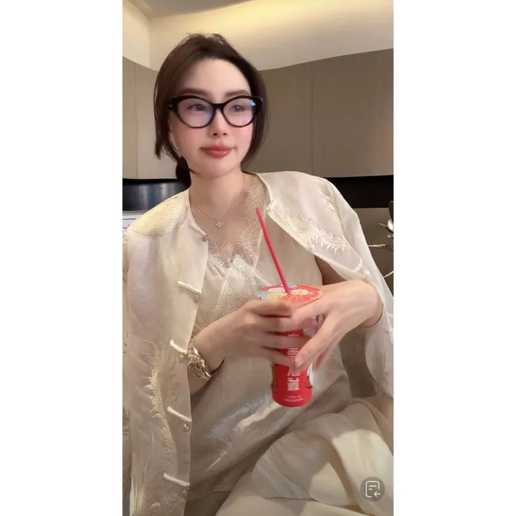 ZHUIMU.【凤凰羽翼】新中式国风气质时尚刺绣盘扣独特外套ZM8217