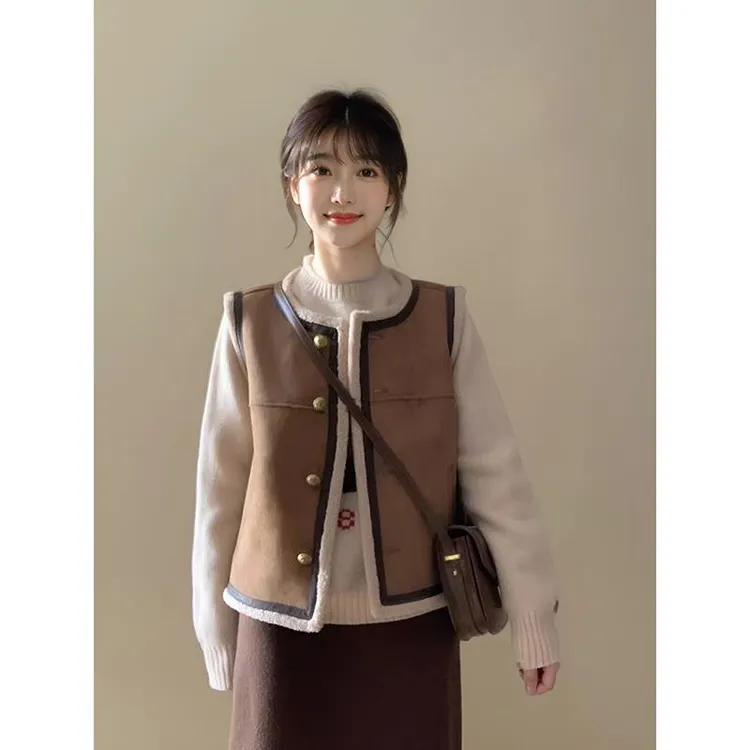 巴拉【商场同款】时尚女秋冬文艺复古皮毛一体马甲背心搭配卡