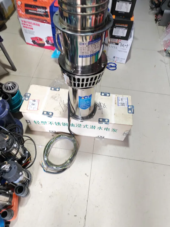 傲龙不锈钢轻便型的油浸式深潜水泵