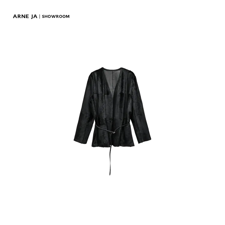 ARNE JA|“匠人系列”小湖羊超轻胎羊羔脊柱纹皮毛一体外套W718798