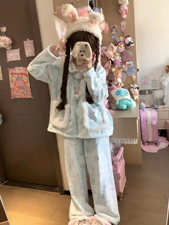 海盐绵绵糕珊瑚绒可爱睡衣女秋冬季拉链学生保暖娃娃领家居服套装